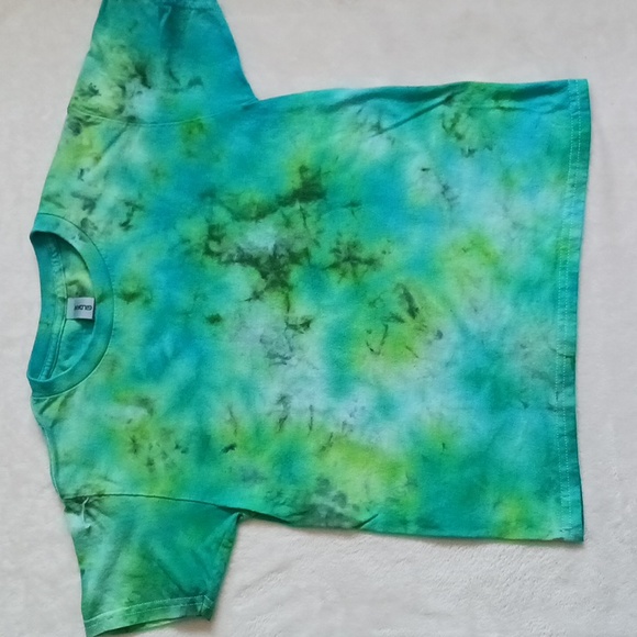 Youth Small Summer Sea Scrunch Tie Dye Green and Turquoise Tee Short Sleeve - Picture 4 of 5